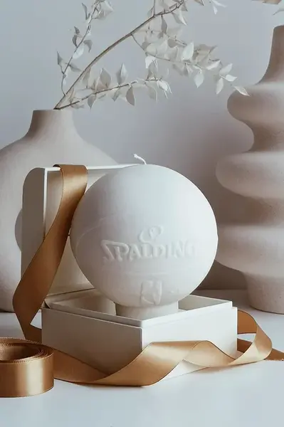 Dekorativní svíčka Temida Inspired Ball 760 g