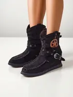 Resti Women's ankle boots on a low wedge Indianas