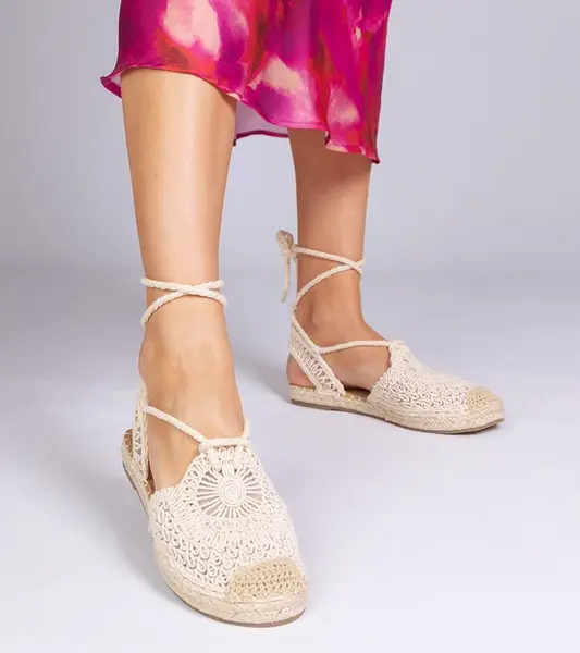 marka niezdefiniowana Beige flat espadrille sandals Relis