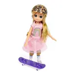Lottie Panenka skateboardistka