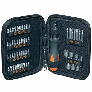 Súprava nástavcov a bitov