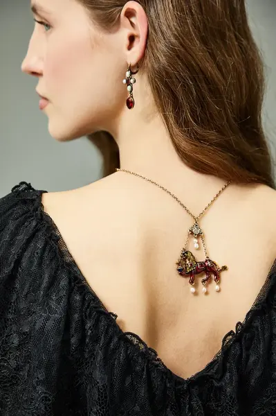 Náhrdelník Medicine