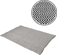 Koberec ESQUINA 140x200 cm, čierno-biely