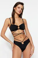 Trendyol Normal noha bikiny spodná časť s čiernymi doplnkami