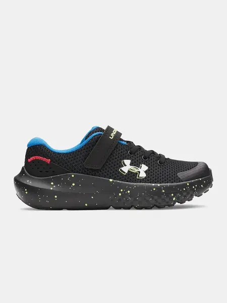 Chlapecké boty Under Armour UA BPS Surge 4 AC-BLK - Kluci