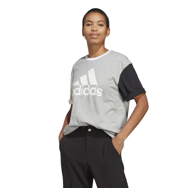adidas Essentials Big Logo Boyfriend T-Shirt XS