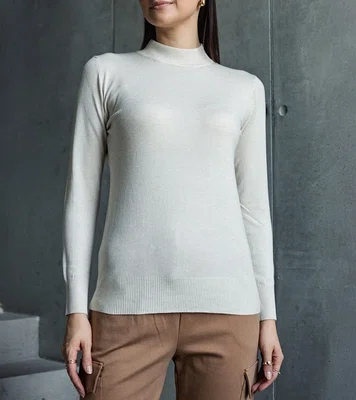Gemre Beige classic loose-fitting sweater Essana