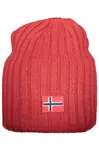 Červená čepice s norskou vlajkou