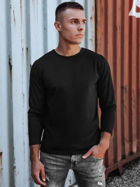 Čierne tričko s dlhým rukávom