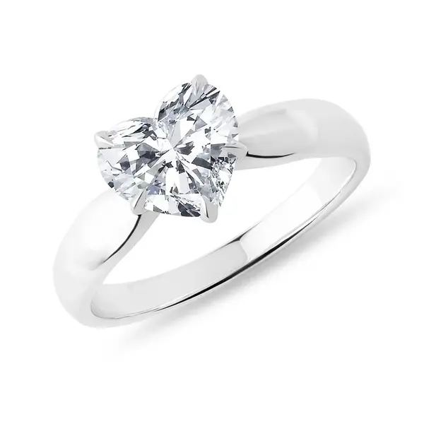 Prsteň z bieleho zlata s lab grown diamantom v tvare srdca KLENOTA