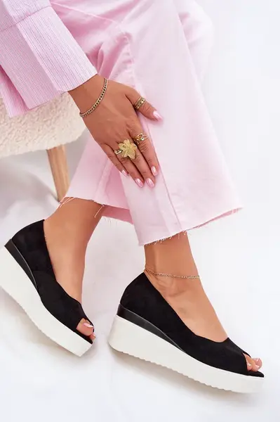 Boto Dámské sandály na platformě z eko semiše černé Velira