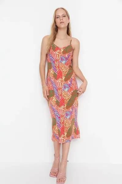 Trendyol vícebarevné přiléhavé midi šaty s hlubokým výstřihem na zádech a květinovým potiskem