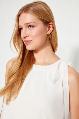 Trendyol Ecru Halterneck Tkaná Halenka