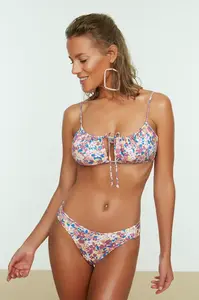 Trendyol Květinový vzorovaný spodní díl bikin
