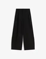 Bershka Plisované nohavice  čierna