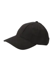 MUSTANG Čiapka  čierna