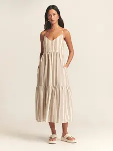 St MRLO Šaty 'Phi Phi'  béžová / biela