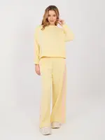 Žluté kalhoty s růžovými pruhy