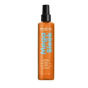 Matrix Sprej pre tepelnú ochranu vlasov Total Results Mega Sleek (Iron Smoother) 250 ml