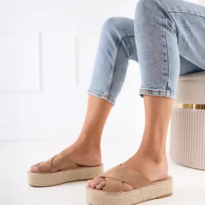 Gemre Hnedé šľapky espadrilky s remienkami na platforme Jerisa