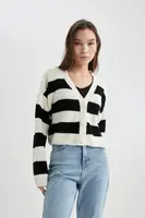 DEFACTO Relax Fit Striped V-Neck Knitwear Cardigan