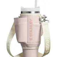 Obal na termohrnek s popruhem Stanley The All-Day Quencher Carry-All 0,89 l růžová barva