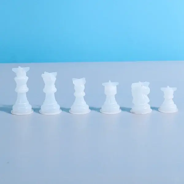 DIY Silicone Chess Molds