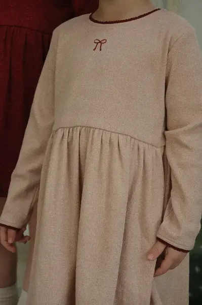 Dívčí šaty Konges Sløjd ROLI DRESS béžová barva, mini, KS104415