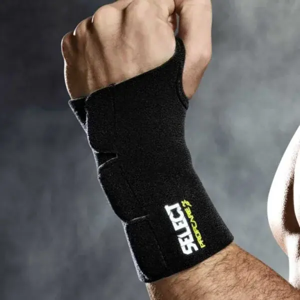 Select WRIST SUPPORT 6701 Bandáž na zápěstí, černá, velikost