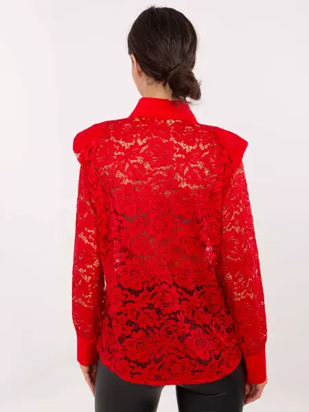 Červená krajková halenka