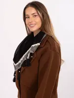 Dámsky šál s čipkou a strapcami