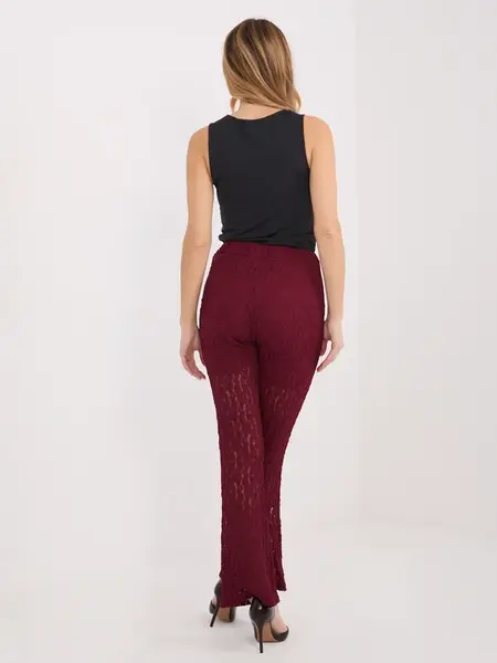 Bordové kalhoty s krajkou