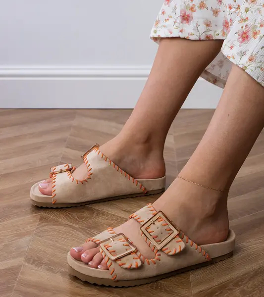 Gemre Beige slides with buckles and embroidery on straps Kim