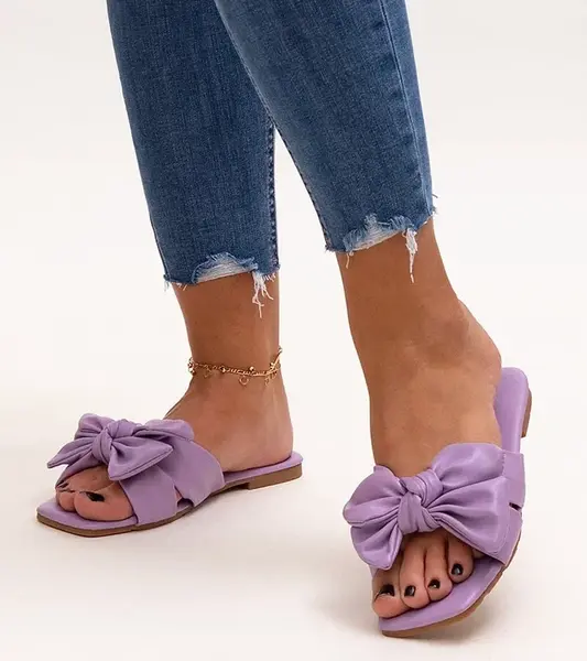Gemre Purple flip-flops with a decorative bow Uwansa
