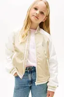 Bunda Tommy Hilfiger béžová barva, KG0KG08754