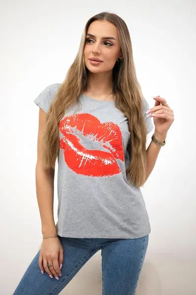 Blouse with gray lip print