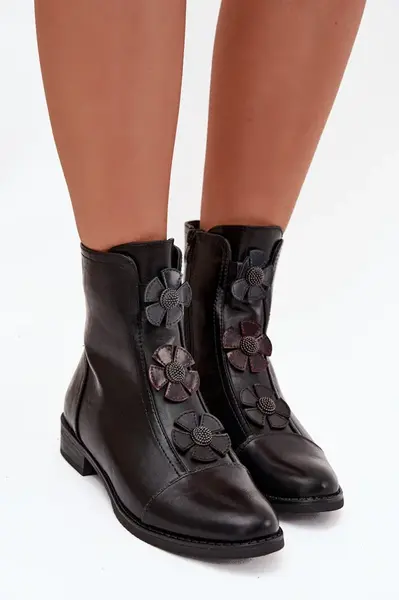 Boto Zateplené dámske členkové topánky na plochom podpätku s ozdobnými kvetmi čierne Pravienne