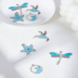 8Pcs 4 Styles Alloy Enamel Pendants