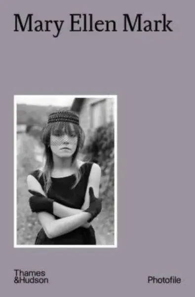 Mary Ellen Mark - Caroline Benichou