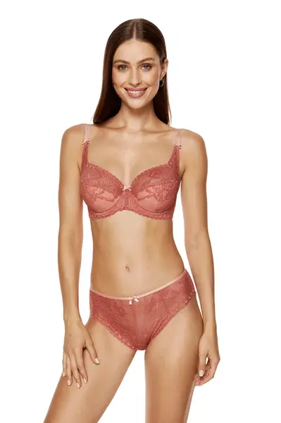 Krajková podprsenka a kalhotky