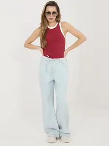 Světle modré široké džíny s vázáním