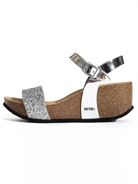 Bayton Sandále 'Hyas'  strieborná
