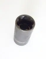 Hlavice na povolení poškozených pojistných šroubů, 1/2". rozměr 19 mm - QUATROS QS50927-19 Velikost: 22 mm