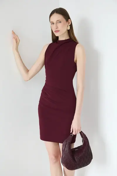 Šaty Medicine vínová barva, mini, přiléhavé