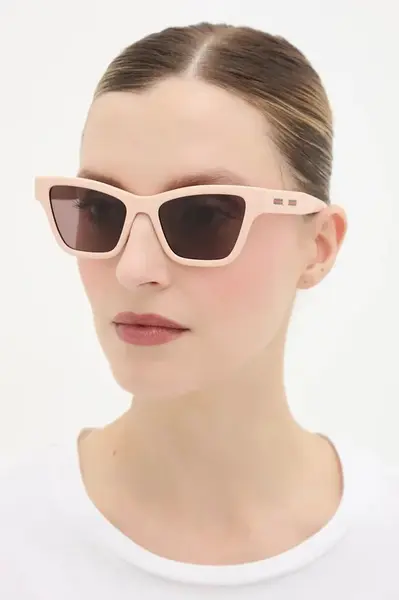 Slnečné okuliare Gucci