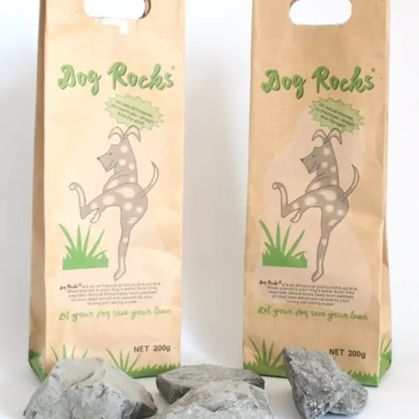 Přírodní vulkanické kameny Dog Rocks