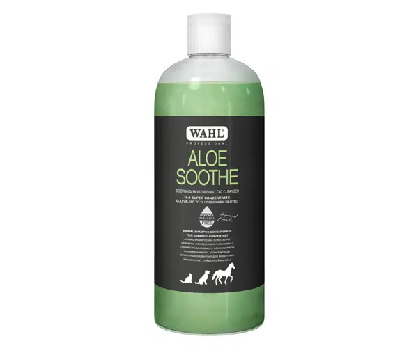 Zklidňující šampon pro hustou a zacuchanou srst zvířat Wahl Aloe Soothe - 500 ml, koncentrát (2999-7552) + dárek zdarma