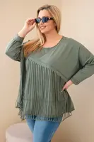 Plus size dámska blúzka s strapcami khaki