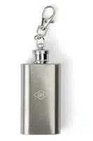 Přívěsek na klíče s placatkou Gentlemen's Hardware Mini Hip Flask 28 ml šedá barva