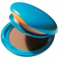 Shiseido Kompaktný vodoodolný púder SPF 30 (UV Protective Compact SPF30 Foundation) 12 g Dark Beige